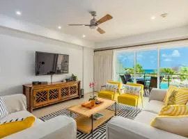 Feel At Home In This Perfect 2 Bdr With The View