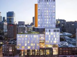 Toronto Metropolitan University-Daphne Cockwell Complex Residence