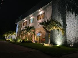 Hotel Royal SG, hotelli kohteessa Salinópolis
