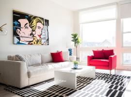 Art-Inspired Loft with Mountain View - Zuni Lofts, vacation rental in Denver