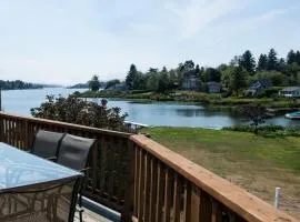 Lake Point Hideaway