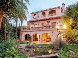 Open Sky Villa, guest house in Denia