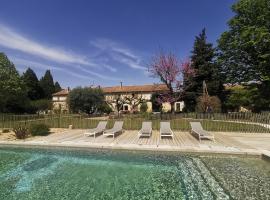 Mas de la Gramillère, guest house in Barbentane