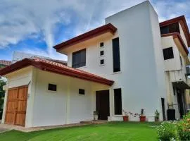 Casa Lapa Oceanside Villa