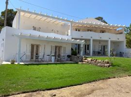 Luxury& Charme vista mare Sardinia House, hotel in Carloforte