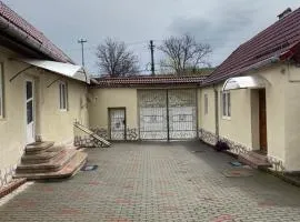 Mountain Countryside House & Courtyard near Sibiu