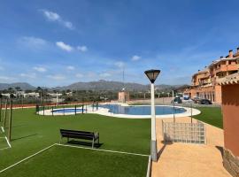 Apartamento con piscina, San Juan de los Terreros, ξενοδοχείο με πισίνα σε San Juan de los Terreros