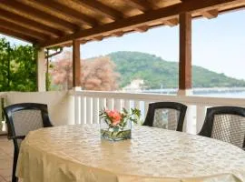 Stunning Apartment In Saplunara