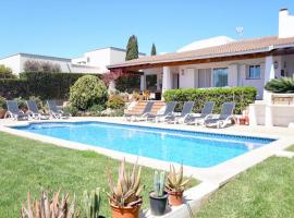 VILLA BINISABEL NOU, CONFORT Y EXCLUSIVIDAD, hotel a Sant Lluís