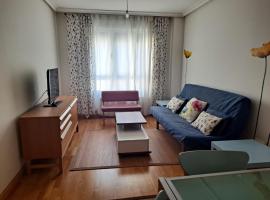 Albatros VUT 2825 AS, place to stay in Luanco