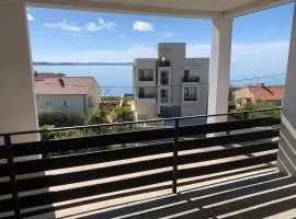 Apartment with large Seaview Terrace