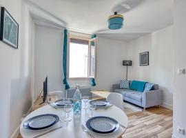 Le Grand Bleu de Bergerac, hotel near Bergerac Airport - EGC, 