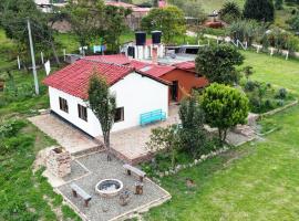 Cómoda Casa de campo con excelente ubicación, casa de férias em Sogamoso