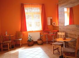Örségkapuja Vendégház, hotel v destinaci Csákánydoroszló