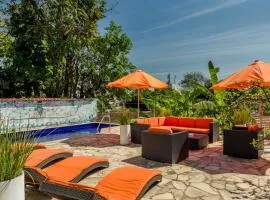 casaJOMO Art, Food & Music B&B