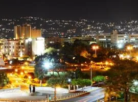 CityScape VR, New Kingston - Executive 2BR Dual Ensuite Apt