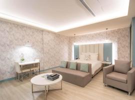 Six Star Motel-Zhongli, pet-friendly hotel in Zhongli