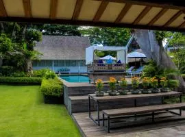Chanteak Bali - White House 1