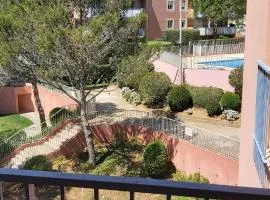 Appartement double terrasse et piscine