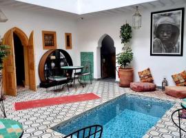 Riad Le Petit Joyau, hôtel à Marrakech près de : Saadian Tombs
