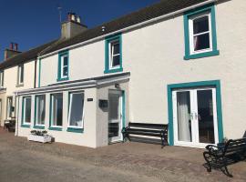 Lovely 3-Bed Cottage Portmahomack next to harbour, hotel in Portmahomack