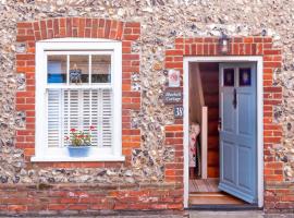 Bluebell Cottage - Norfolk Cottage Agency, hotel a Burnham Market