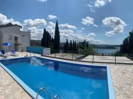 Apartmaji Amitis