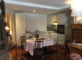 Charmante maison VintageCorner, apartamento em Saint-Blaise