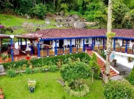 FINCA HOTEL CARMONIA DEL BOSQUE
