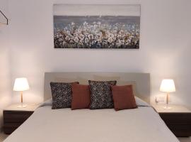 Lorenza Letting Maisonette, hotel em Marsaxlokk