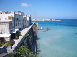 Appartamenti La Nina & La Nzina, hotel a Otranto