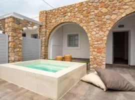 Kasteli Suites