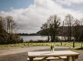 Innish Beg Cottages, three-star hotel in Blaney