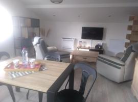 Au fil du bois, apartman u gradu Kontreksevil