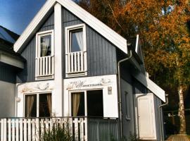 Sehr schönes Haus in Breege zwischen Hafen und Strand mit neuer Sauna und Kamin, villa in Breege