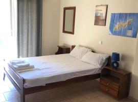 #5 Studio with loft Raxes Ikaria, hótel í Raches