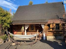 Chatka Maniowy Osada Turystyczna Czorsztyn, hotel in Czorsztyn