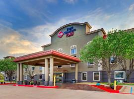 Best Western PLUS University Inn & Suites, hotel cerca de Aeropuerto de Kickapoo Downtown - KIP, 