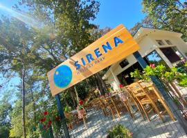 Sirena Holiday Park, khách sạn ở Kamchia