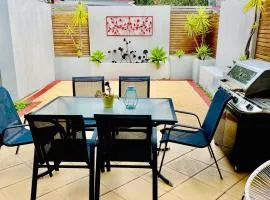 Melbourne Inner City Holiday Home Near CBD & Flemington