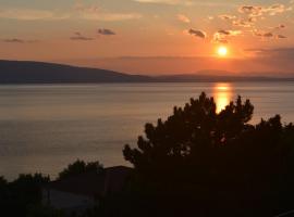 Apartments & Room MaDi, hotel in Senj