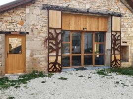 L'Oseraie du Quercy, casa de hóspedes em Calvignac