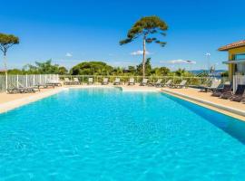 A 500 mètres des plages et du port du brusc, Les terrasses des embiez avec piscine et spa、シス・フール・レ・プラージュのスパホテル