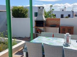 Casa Antonia Reyes, a la sombra de Famara, olcsó hotel Muñiquéban