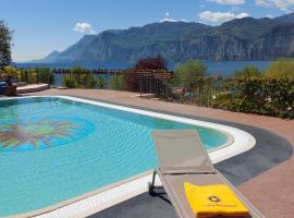 Villa Treccani Apartments: Malcesine'de bir otel
