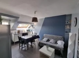 Peaceful Apt At 2 Steps From The Beach