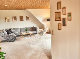 Stylish vacation home - close to sea and nature, holiday rental in Hejls