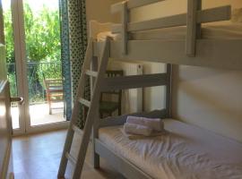Ionian Orchard, cheap hotel in Spartià