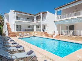 NEW! Apartment SUNSET with Pool, BBQ, Wifi in Cala D'or, Mallorca, hotel v destinaci Cacla D'or