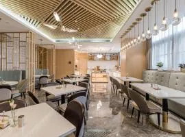 Atour Hotel Nanjing Olympic Sports Center Tianhe Plaza